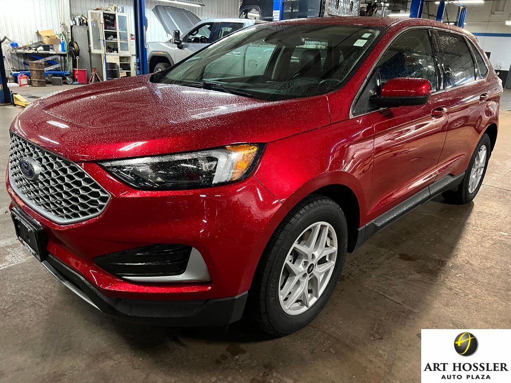 2024 Ford Edge SEL AWD's photo