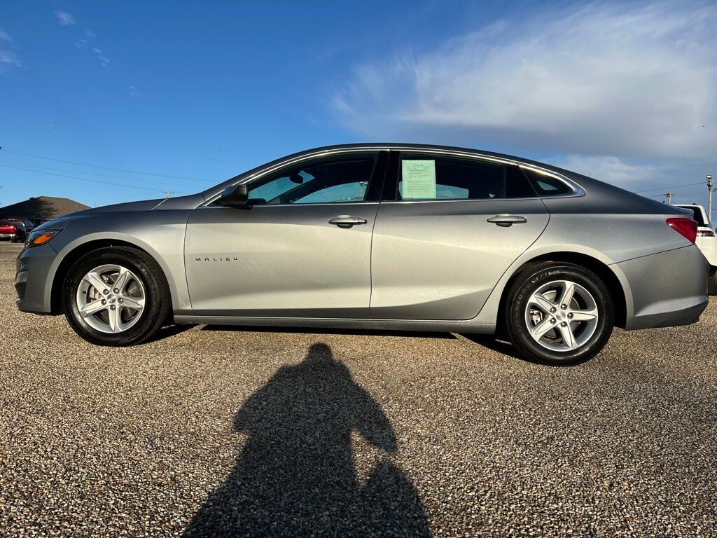 Used 2024 Chevrolet Malibu 1LT Sedan