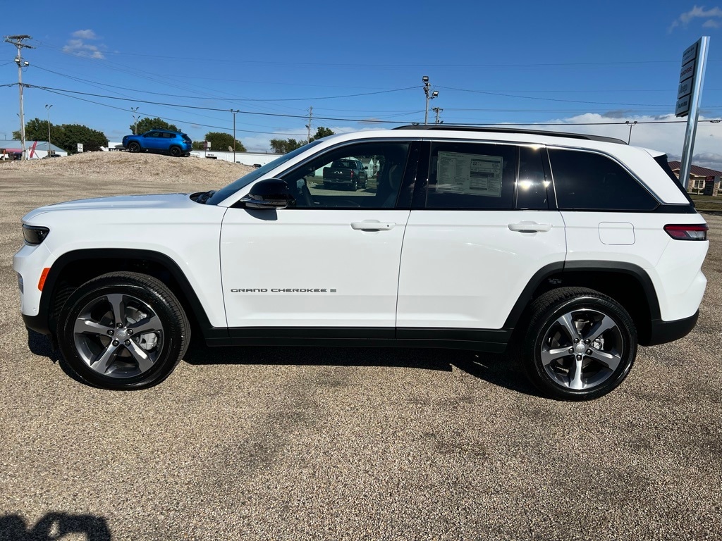 New 2025 Jeep Grand Cherokee LIMITED 4X4 Sport Utility