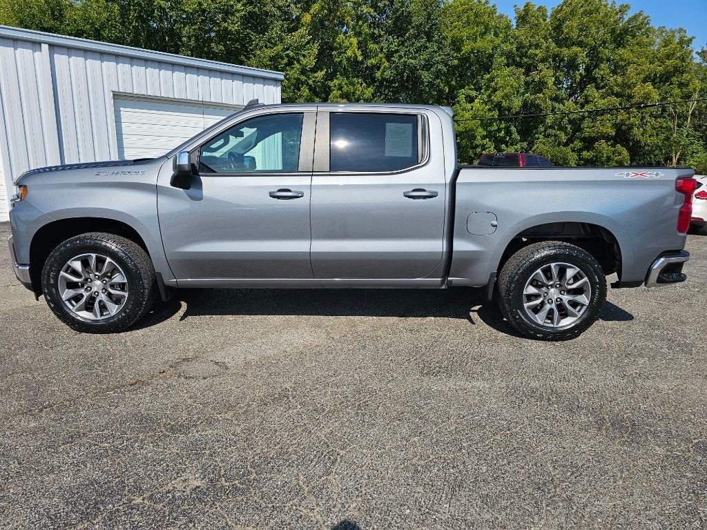 Used 2021 Chevrolet Silverado 1500 LT with VIN 1GCPYJEK7MZ423294 for sale in Canton, IL