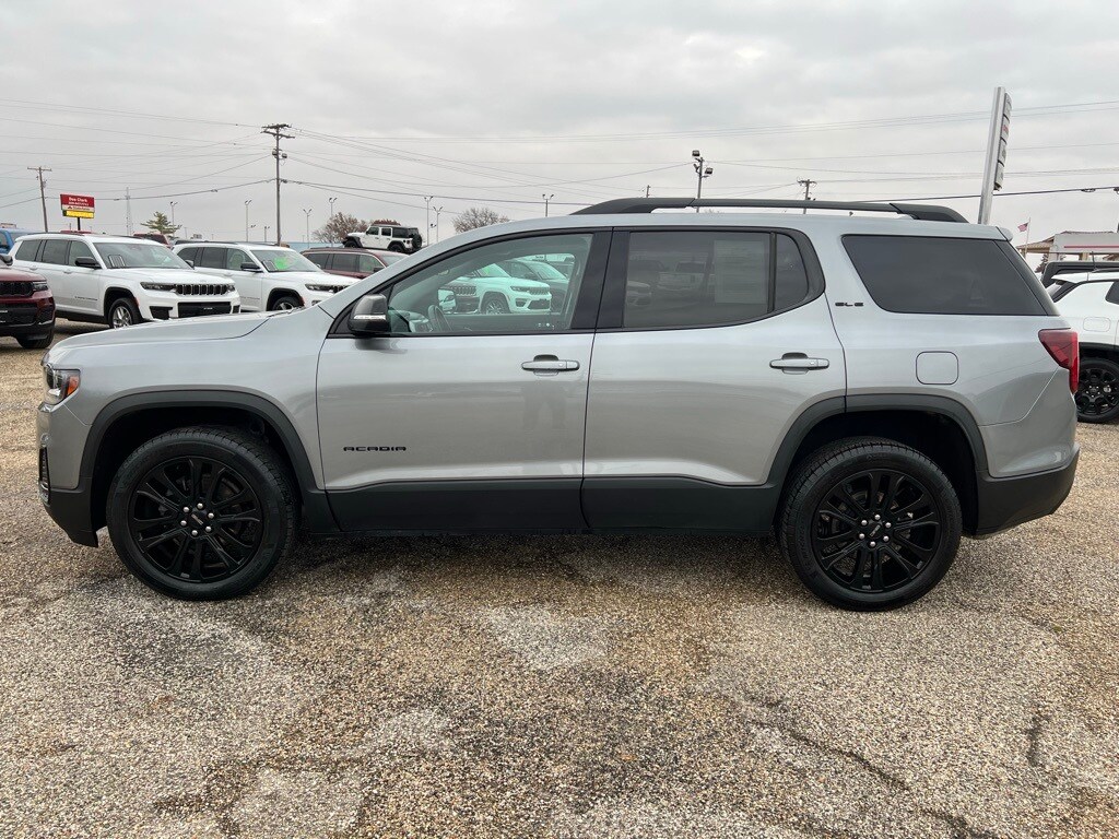 2023 Gmc Acadia SLE photo 2