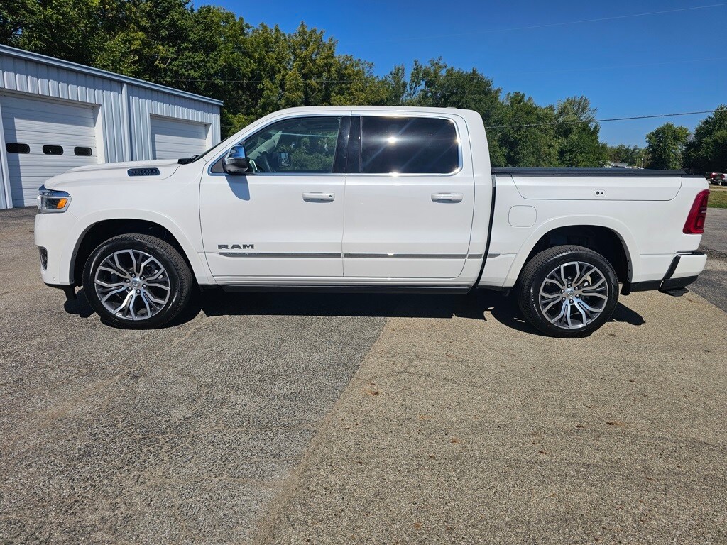2025 Ram 1500 photo 2