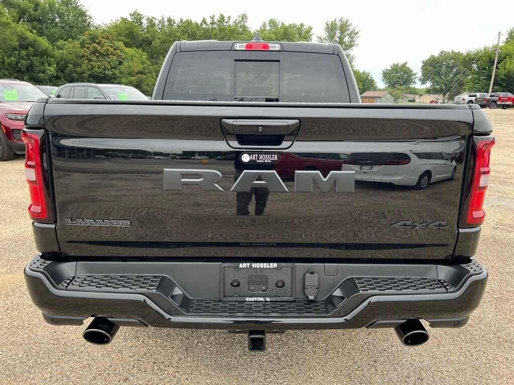2025 Ram 1500 Laramie photo 4