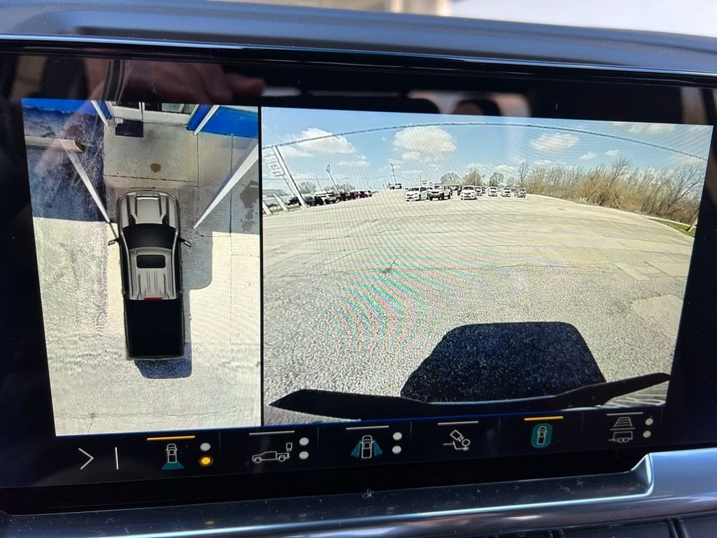 2025 Chevrolet Silverado 2500HD High Country - Photo 43