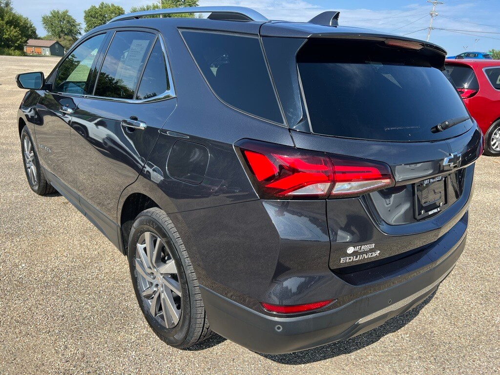 2022 Chevrolet Equinox Premier photo 2