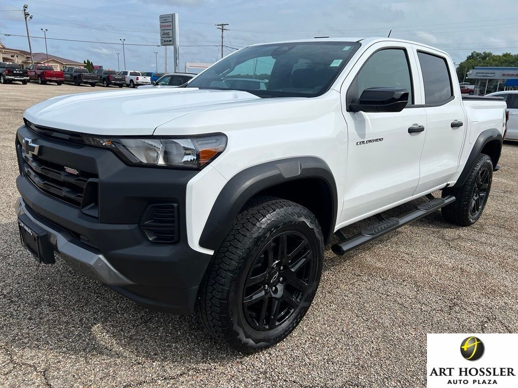 Used 2024 Chevrolet Colorado Trail Boss Truck Crew Cab