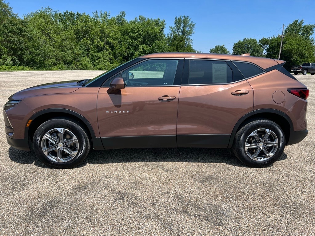 Used 2023 Chevrolet Blazer 2LT with VIN 3GNKBCR41PS170503 for sale in Canton, IL