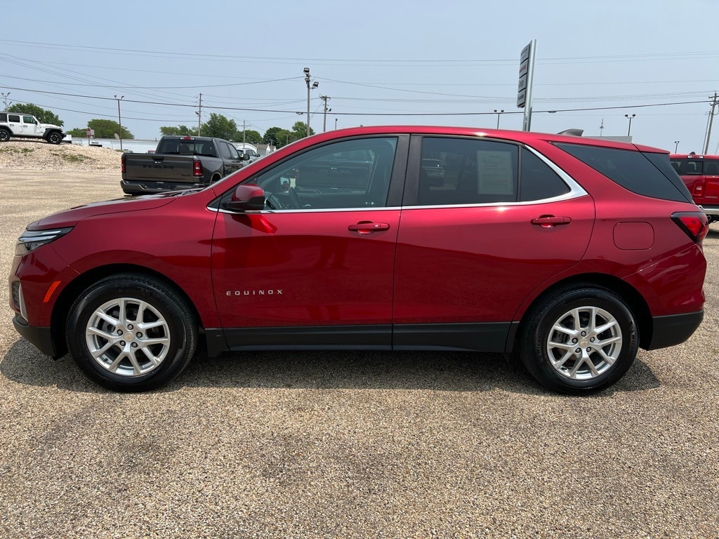 Used 2023 Chevrolet Equinox LT with VIN 3GNAXKEG3PS155296 for sale in Canton, IL