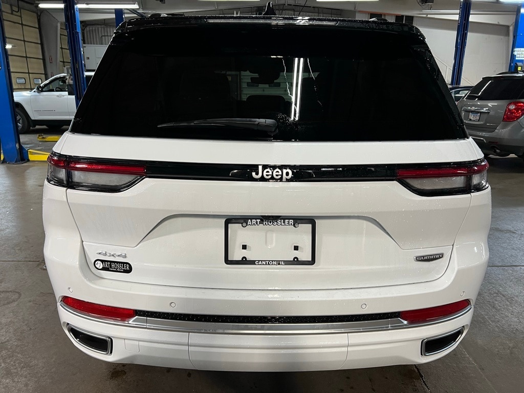 New 2025 Jeep Grand Cherokee SUMMIT 4X4 Sport Utility