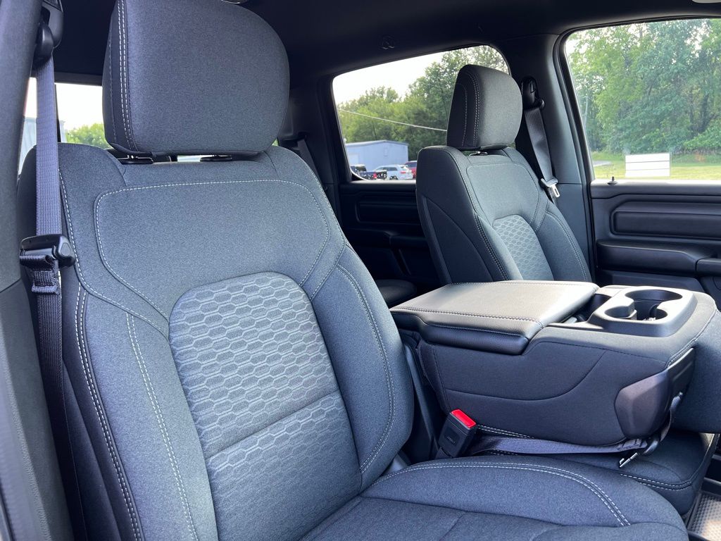 2025 RAM 1500 Tradesman - Photo 14
