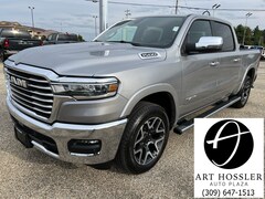 2026 Ram 1500 LARAMIE CREW CAB 4X4 5'7 BOX Pickup