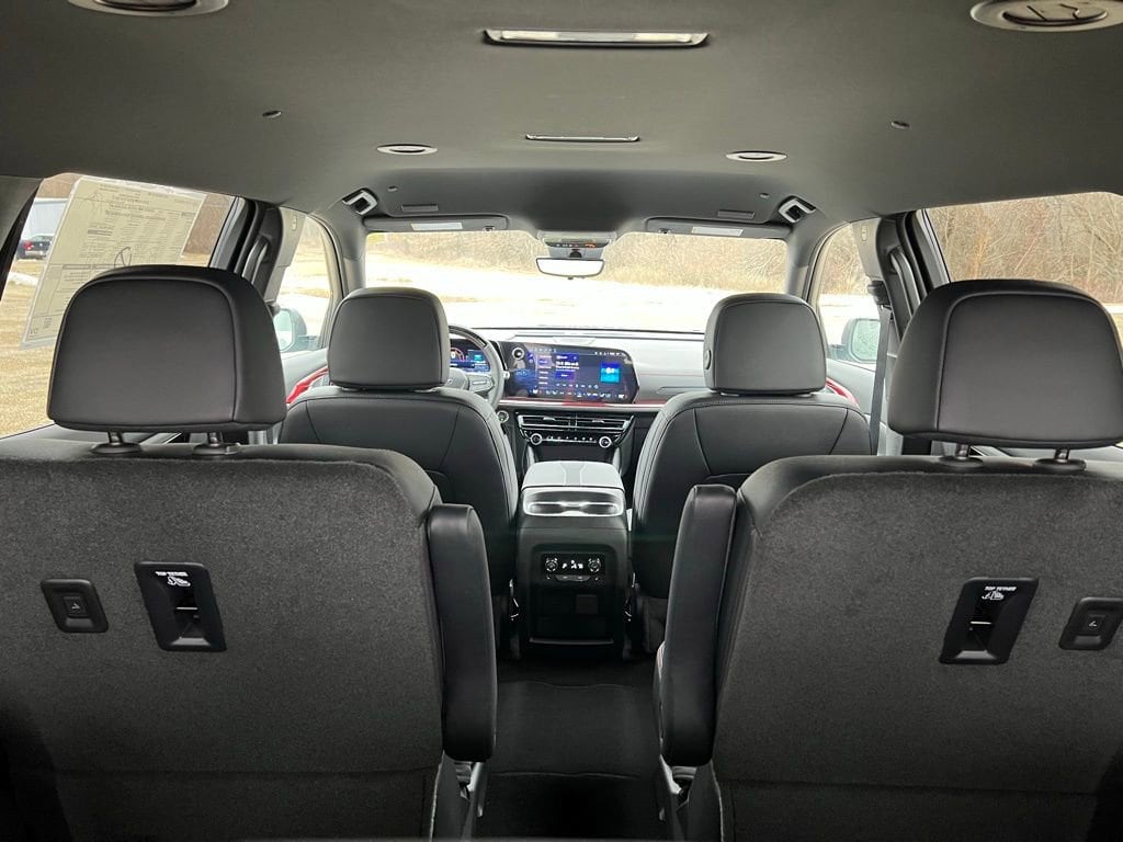 2026 Chevrolet Traverse RS - Photo 18