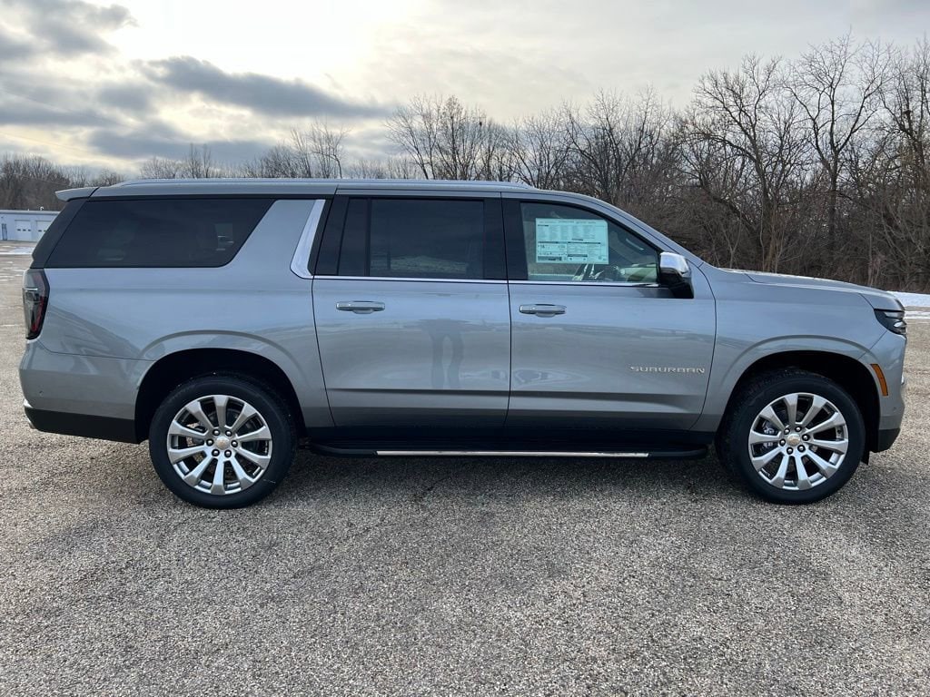 2026 Chevrolet Suburban Premier - Photo 6