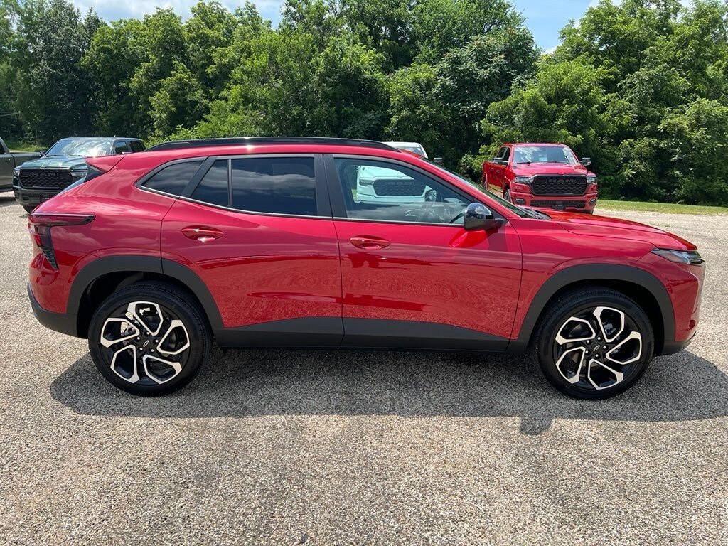 2026 Chevrolet Trax RS - Photo 6