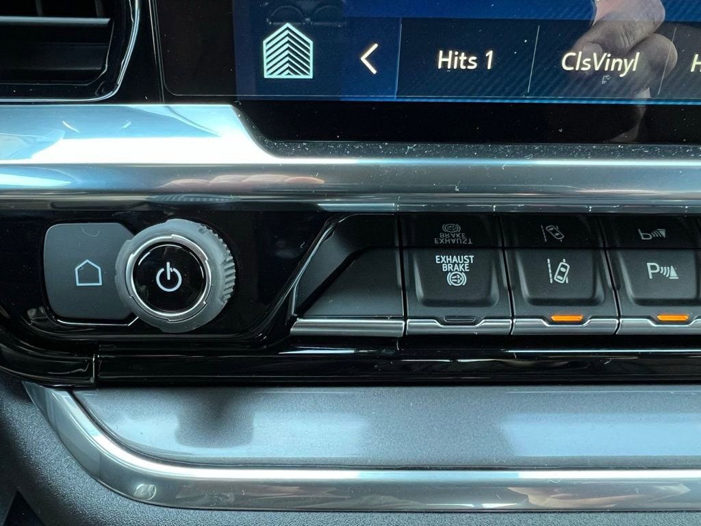 2025 Chevrolet Silverado 2500 HD High Country - Photo 47