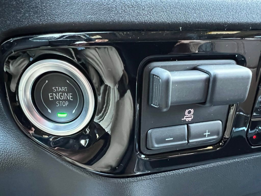 2025 Chevrolet Silverado 2500 HD High Country - Photo 49