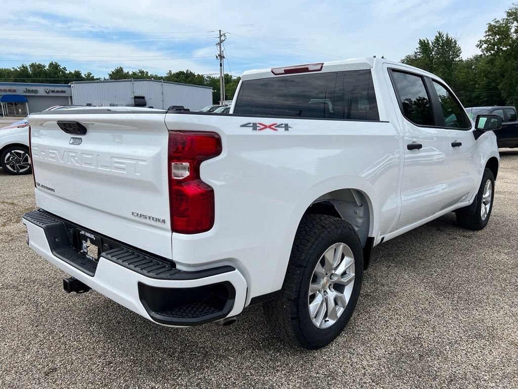New 2026 Chevrolet Silverado 1500 Custom Truck