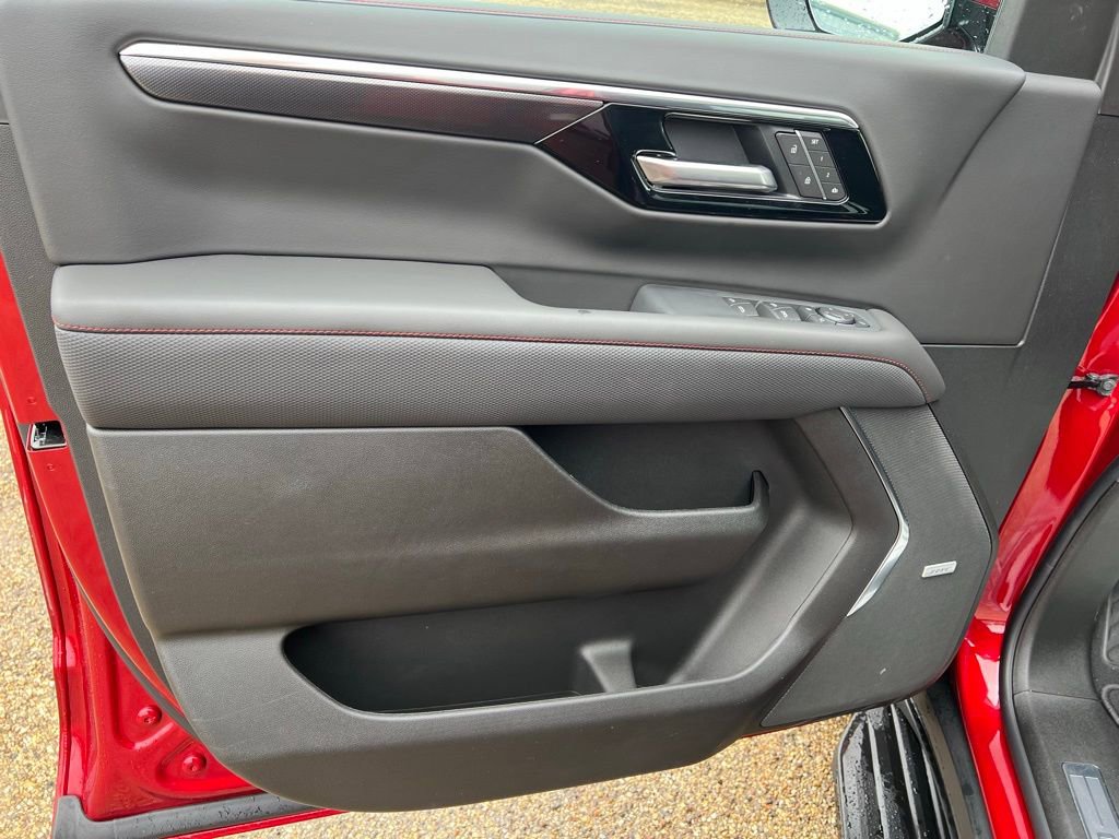 2026 Chevrolet Tahoe RST - Photo 28