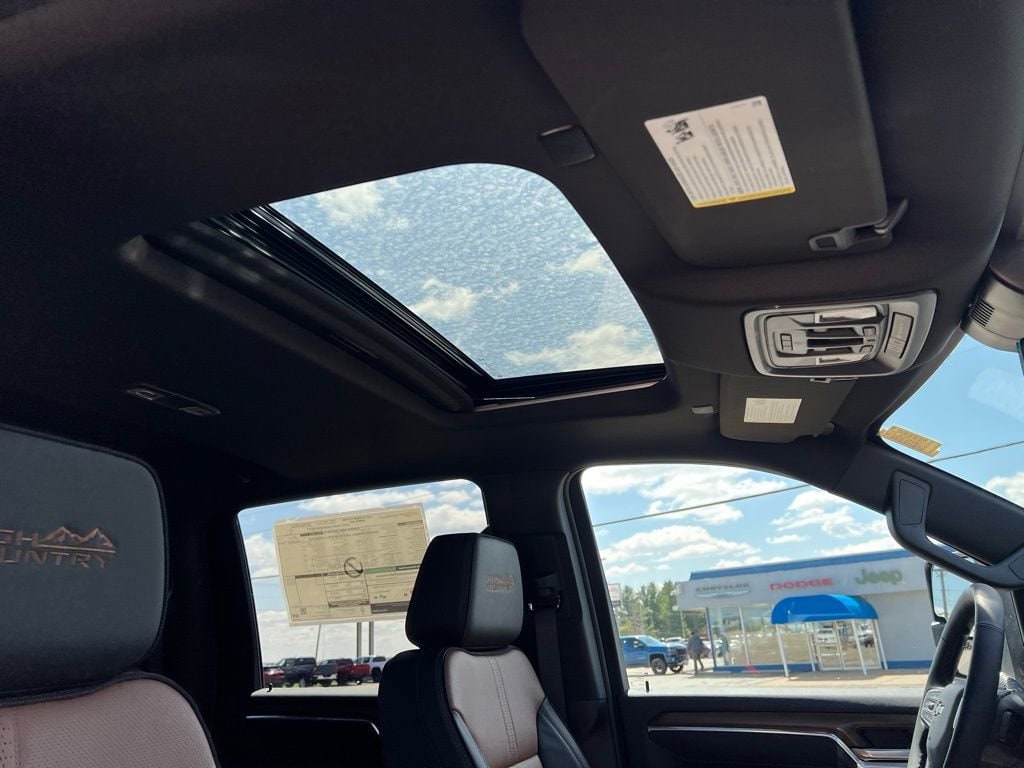 2025 Chevrolet Silverado 2500 HD High Country - Photo 13