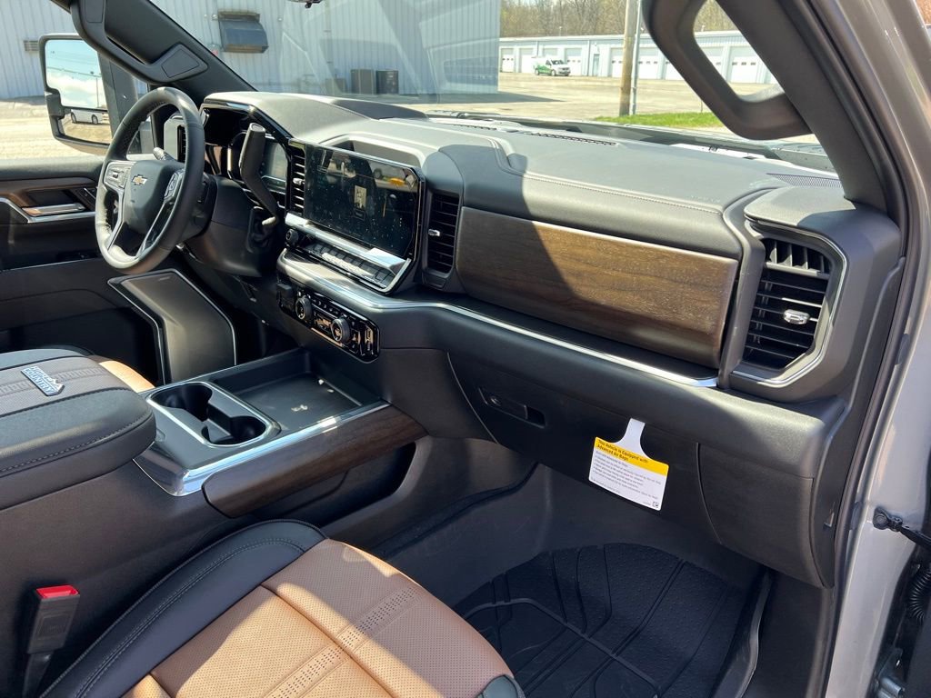 2025 Chevrolet Silverado 2500 HD High Country - Photo 9