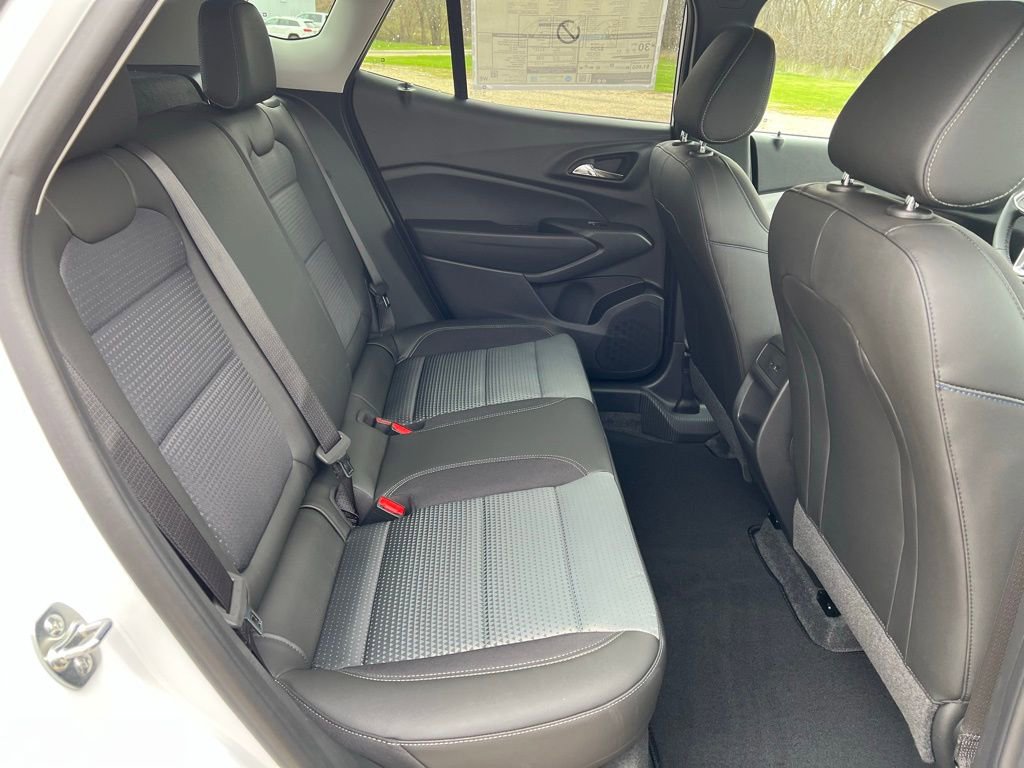 2026 Chevrolet Trax LT - Photo 17