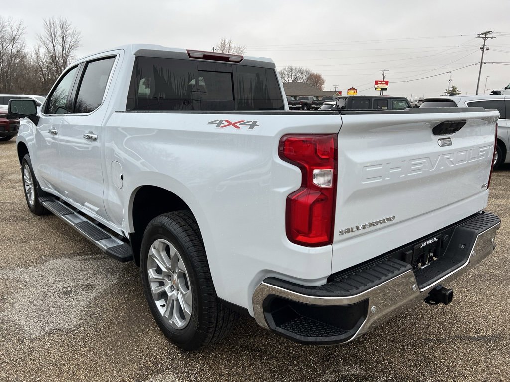 2026 Chevrolet Silverado 1500 LTZ photo 3
