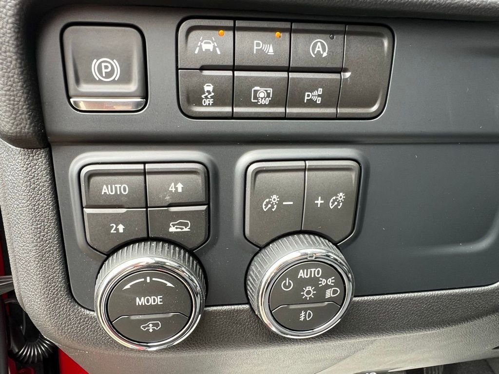 2026 Chevrolet Tahoe RST - Photo 31