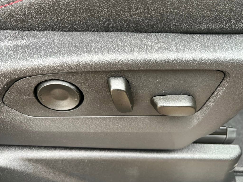 2026 Chevrolet Tahoe RST - Photo 9