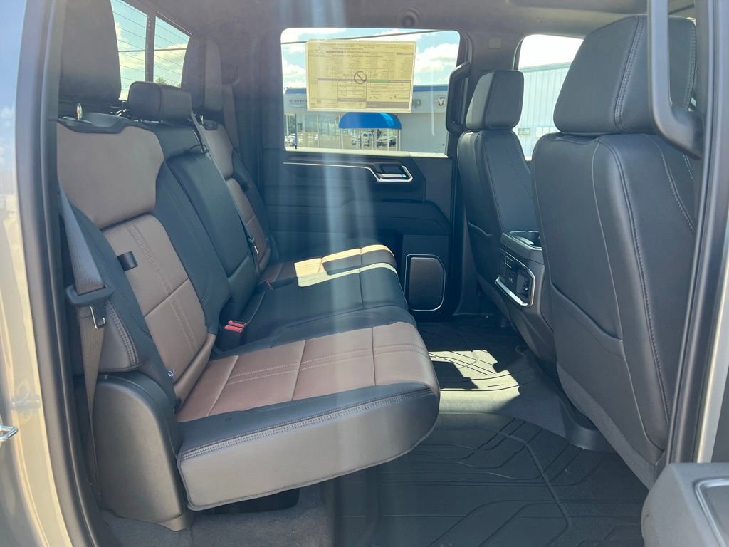 2025 Chevrolet Silverado 2500 HD High Country - Photo 16