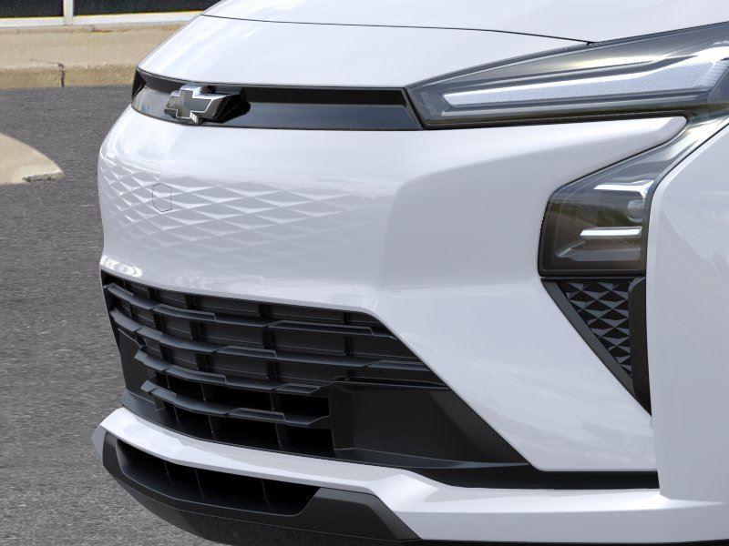 2027 Chevrolet Bolt LT - Photo 13