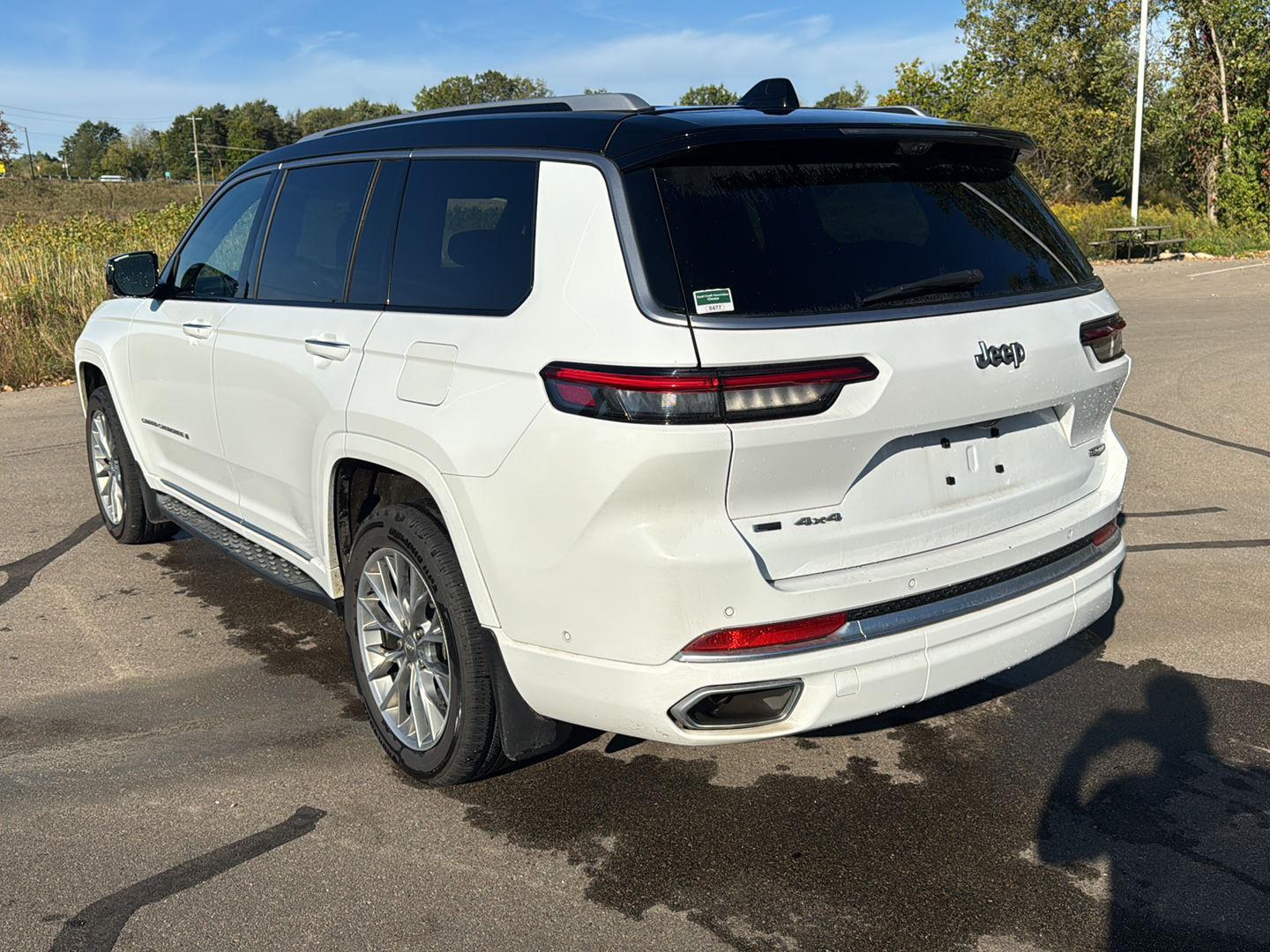 2023 Jeep Grand Cherokee L Summit Reserve photo 2