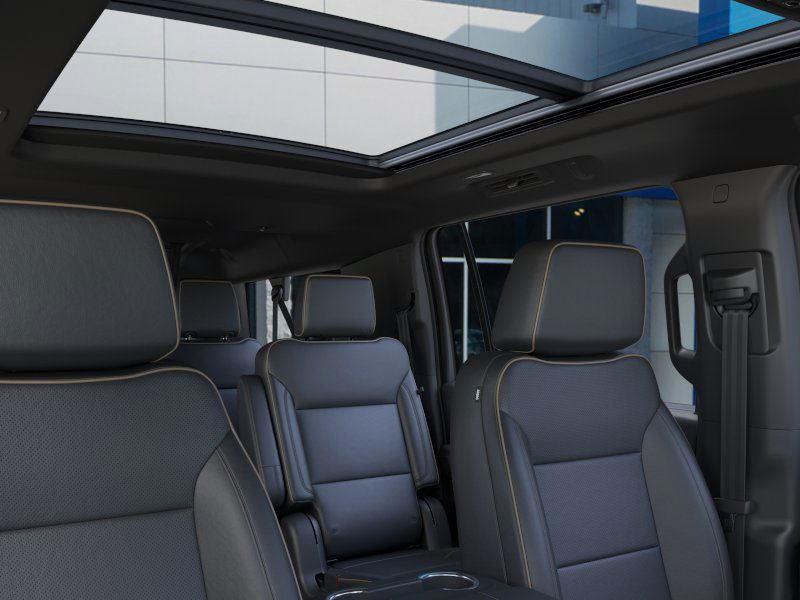 2026 Chevrolet Suburban Premier - Photo 24
