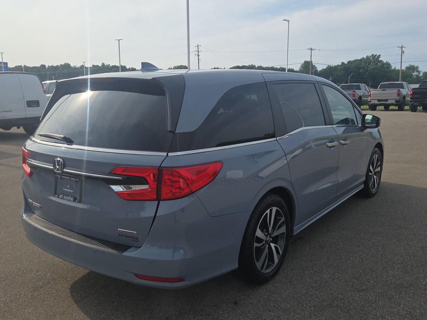 2024 Honda Odyssey Touring - Photo 7