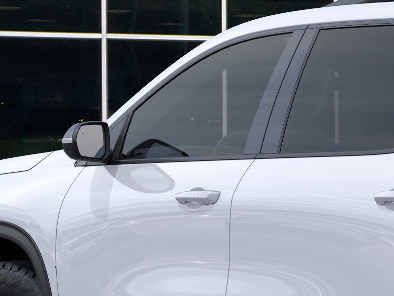 2027 Chevrolet Traverse Z71 - Photo 12