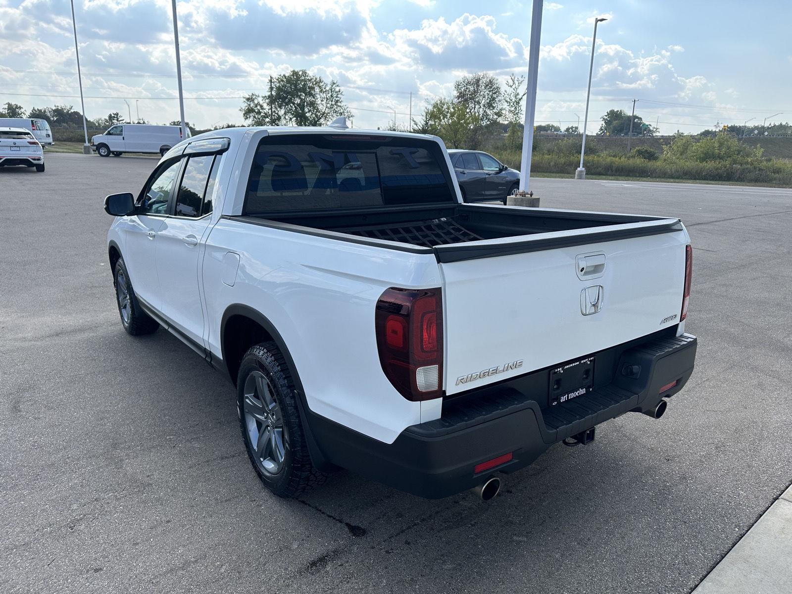 2021 Honda Ridgeline RTL photo 2