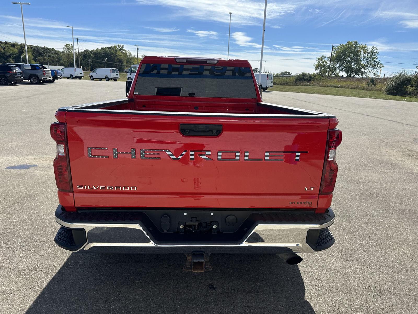 2022 Chevrolet Silverado 2500HD LT photo 4