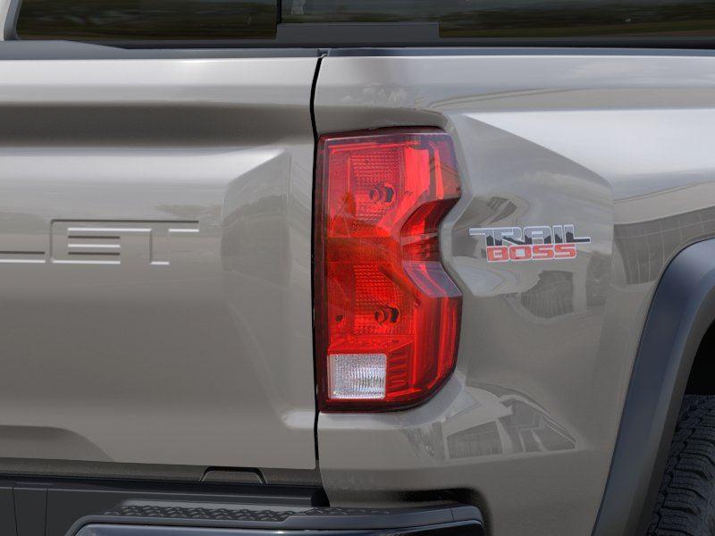 2026 Chevrolet Colorado Trail Boss - Photo 11