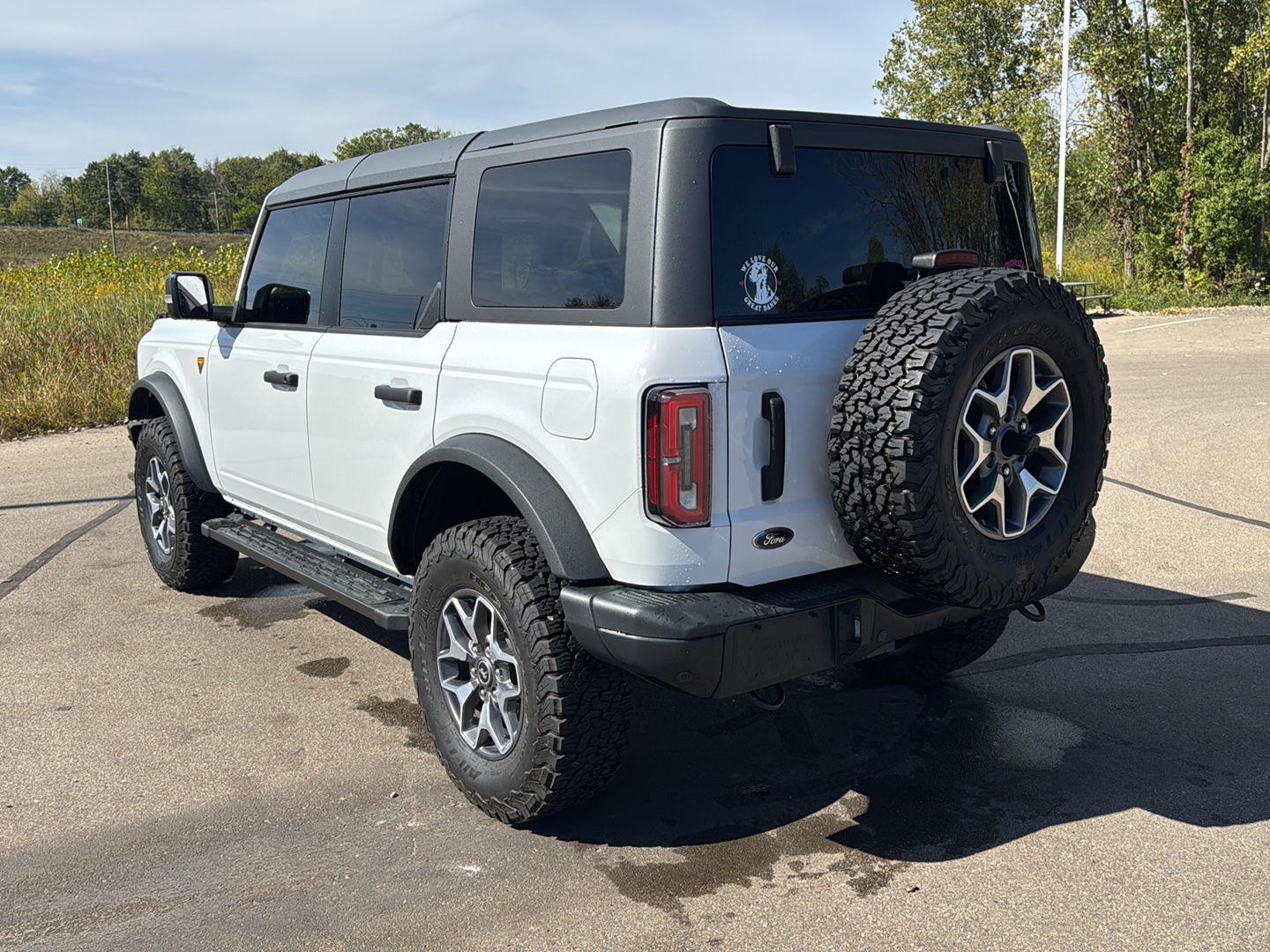 2024 Ford Bronco Badlands photo 3