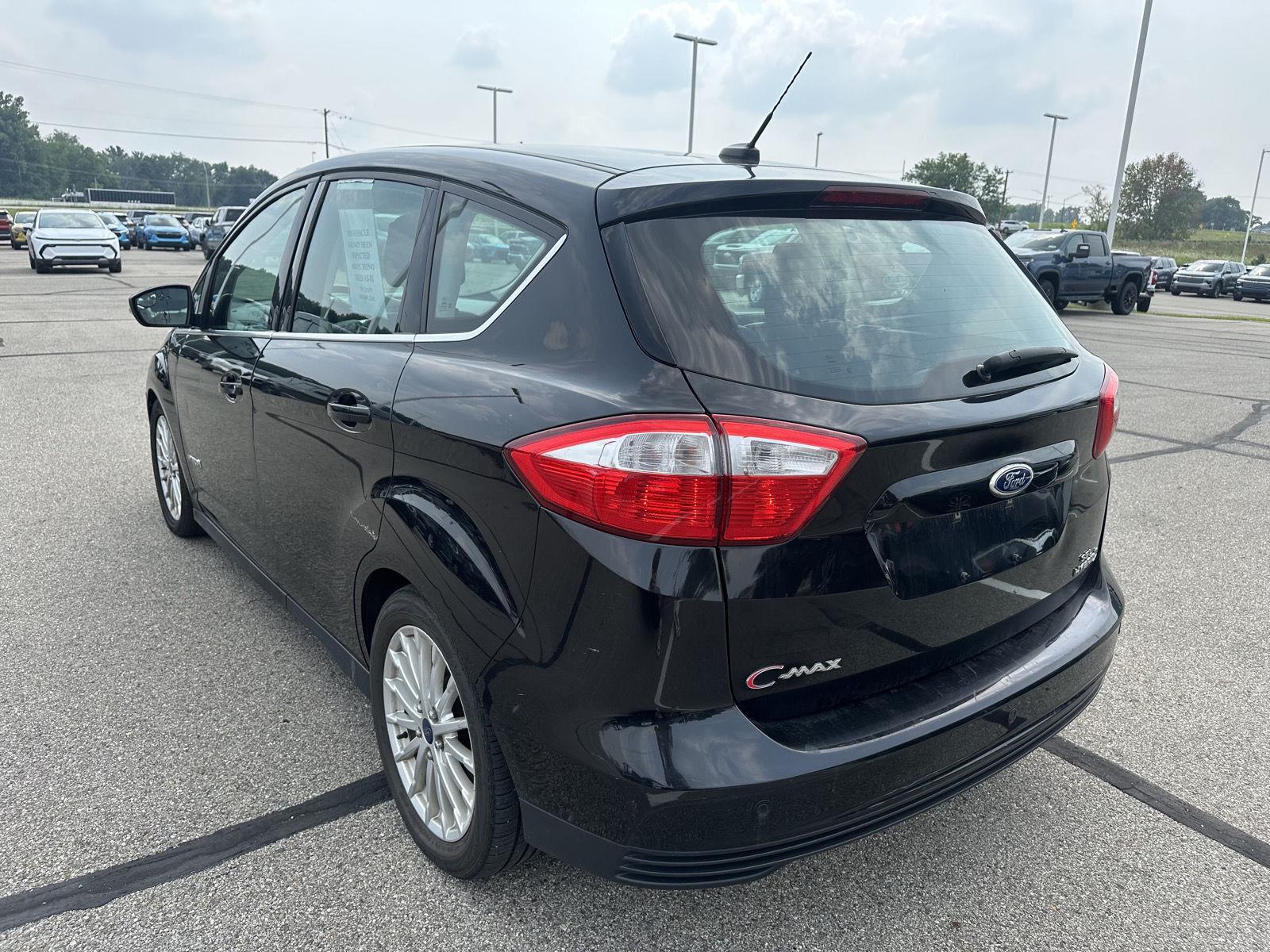 2015 Ford C-Max Hybrid SEL photo 3