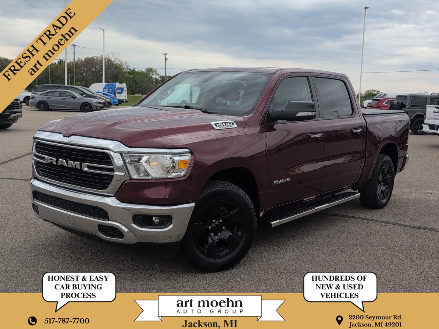 2020 RAM 1500 Big Horn/Lone Star 4x4 Crew Cab 5'7's photo