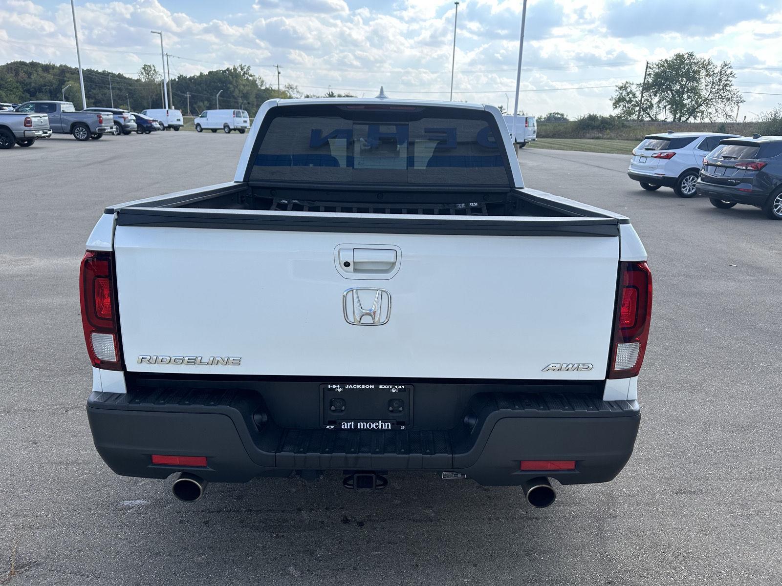 2021 Honda Ridgeline RTL photo 3