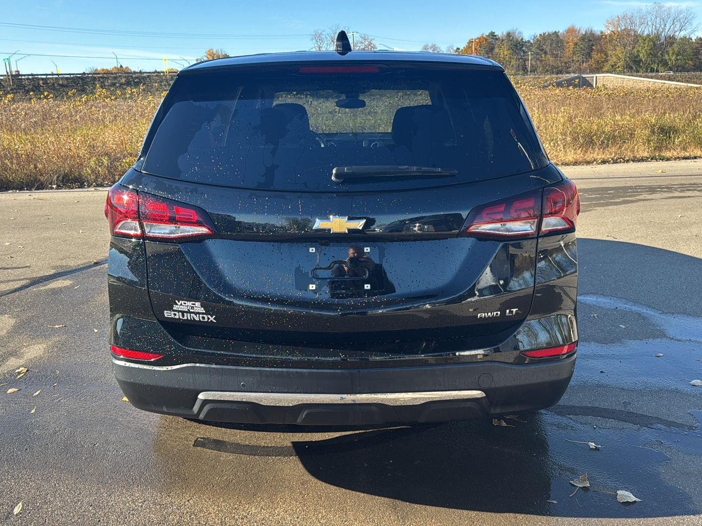 2024 Chevrolet Equinox LT photo 3