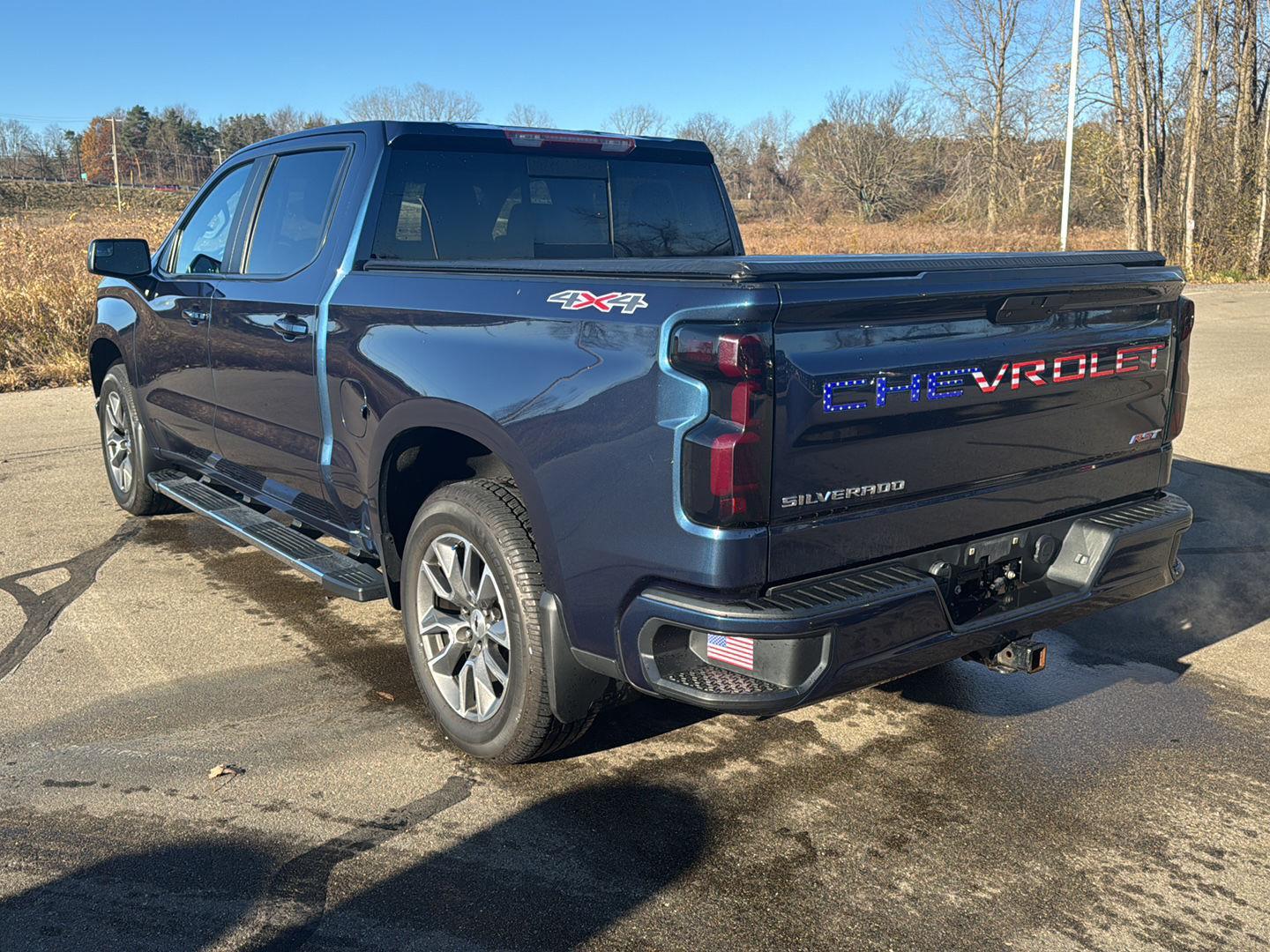 2020 Chevrolet Silverado 1500 RST photo 2