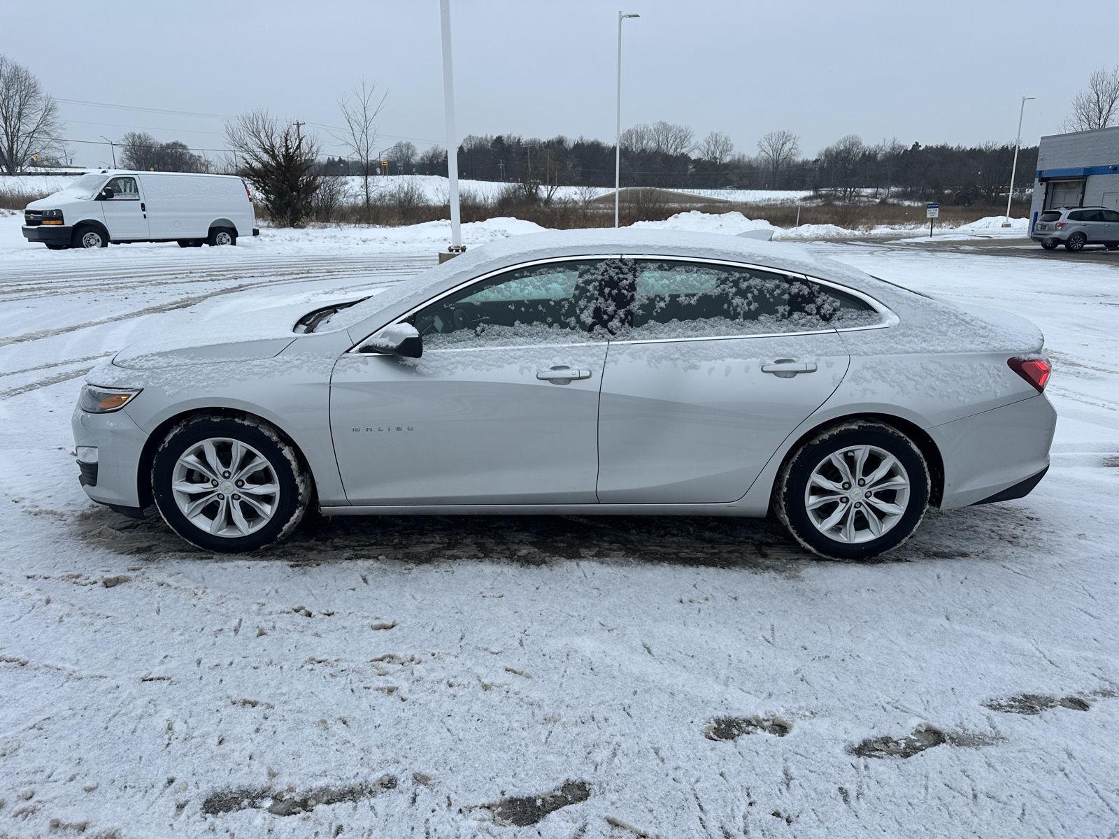 Used 2019 Chevrolet Malibu 1LT with VIN 1G1ZD5ST2KF116468 for sale in Jackson, MI