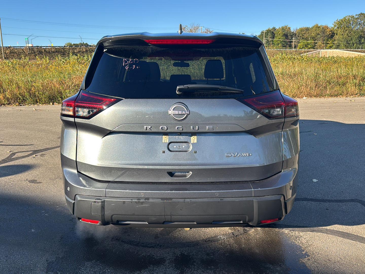 2024 Nissan Rogue SV photo 4