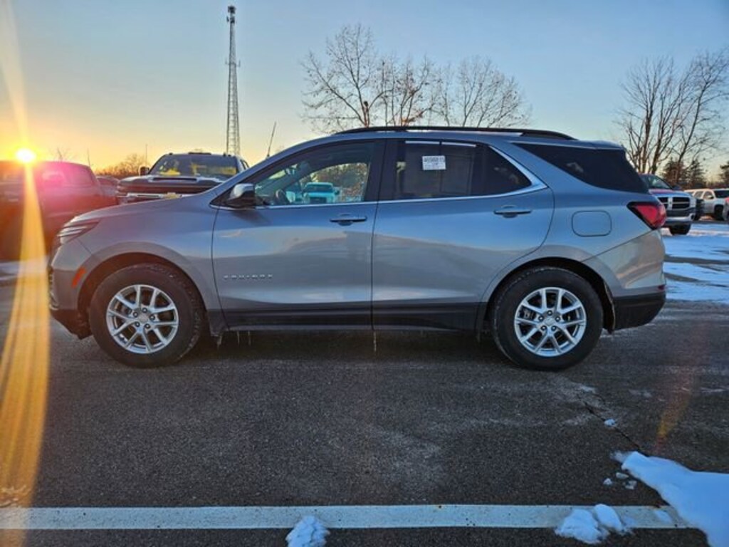 Used 2024 Chevrolet Equinox LT SUV