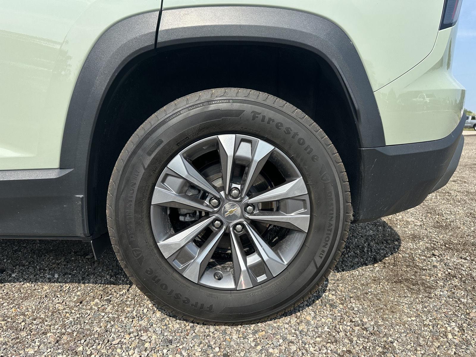 2025 Chevrolet Equinox LT - Photo 27