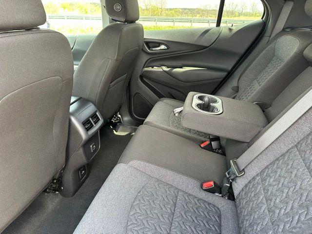 2024 Chevrolet Equinox LT - Photo 19