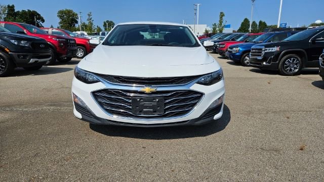 Used 2022 Chevrolet Malibu 1LT with VIN 1G1ZD5ST1NF168694 for sale in Chelsea, MI