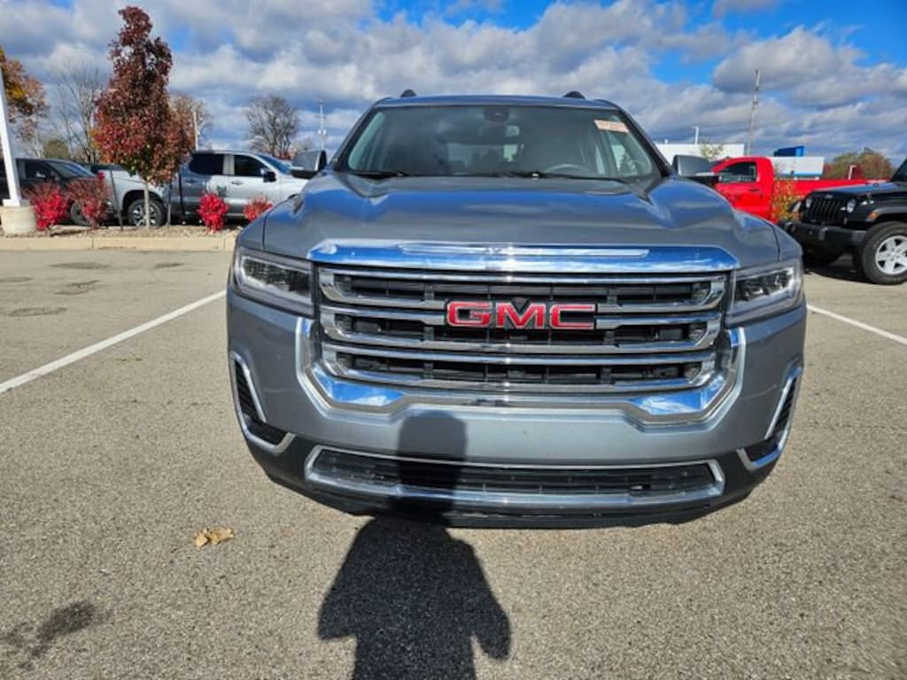 Used 2023 GMC Acadia SLE SUV